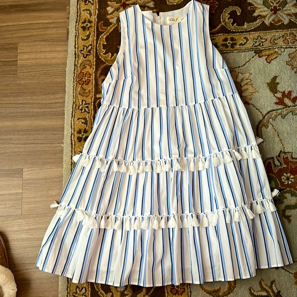Eliza J lined Sundress in Size 10, (worn once)